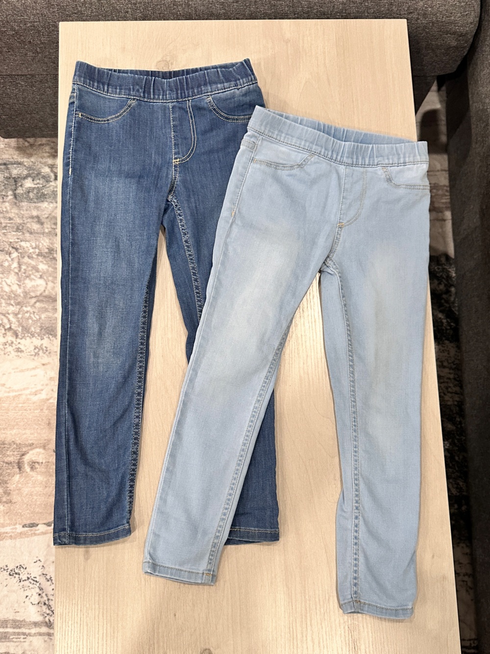 H&M Skinny Jegging Duo in Dark Blue and Light Blue
